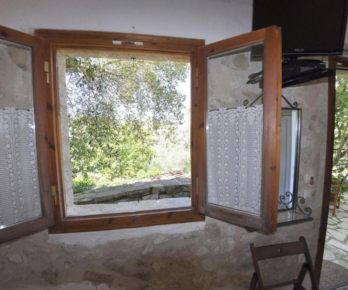 Adamantia Newly Built A3 Maison d'hôtes Gaios